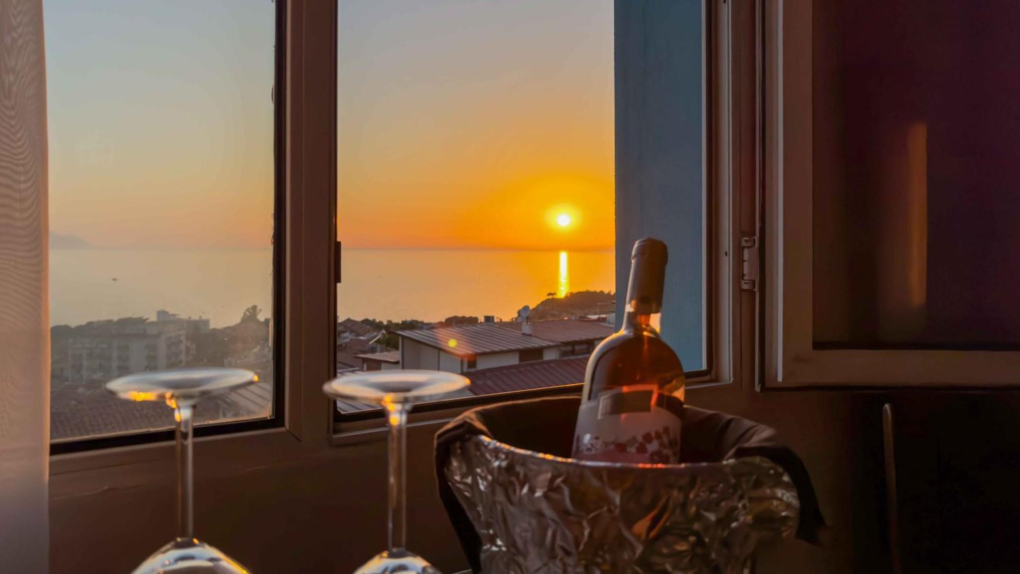 La Bella Suit Otel Kusadası Eksteriør billede